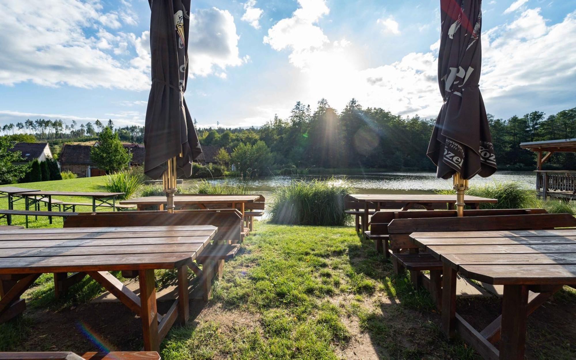 Porcuv Mlyn Hotell Bykovice Exteriör bild